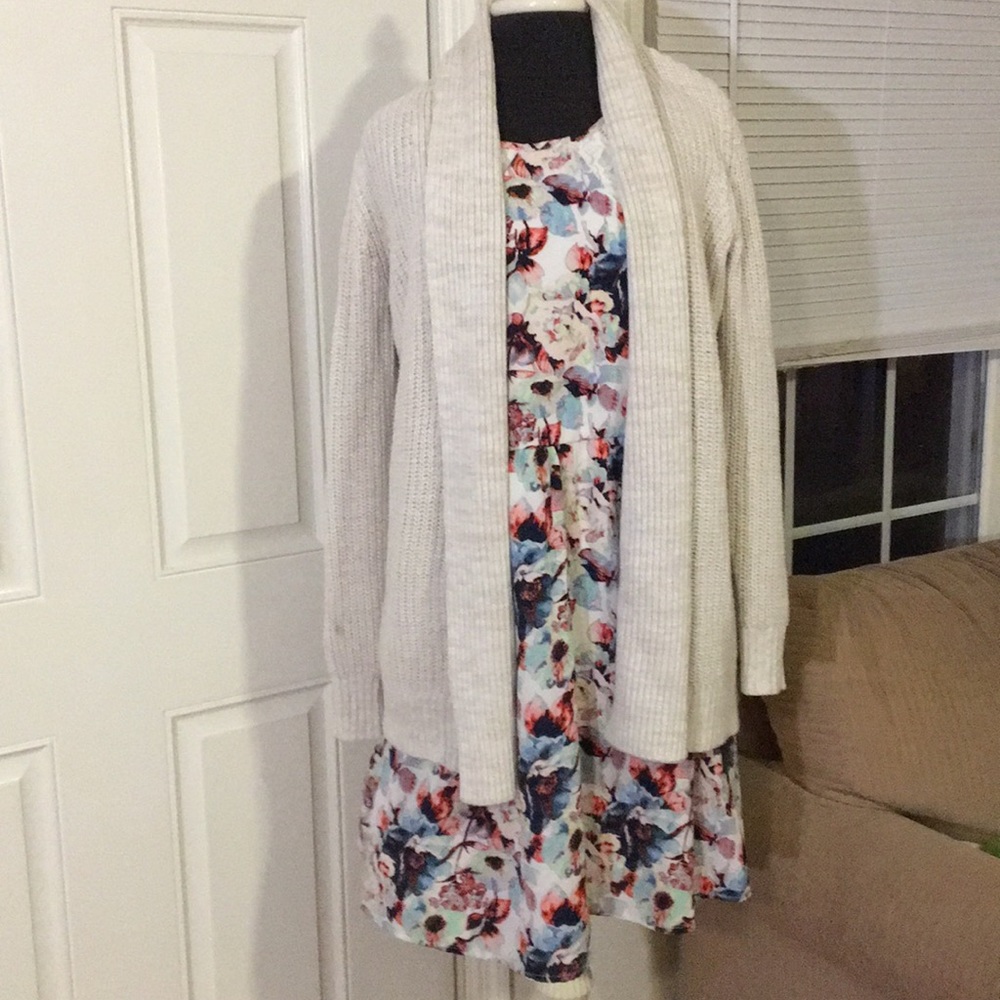 Pretty Dress XL - Picture 4 of 4